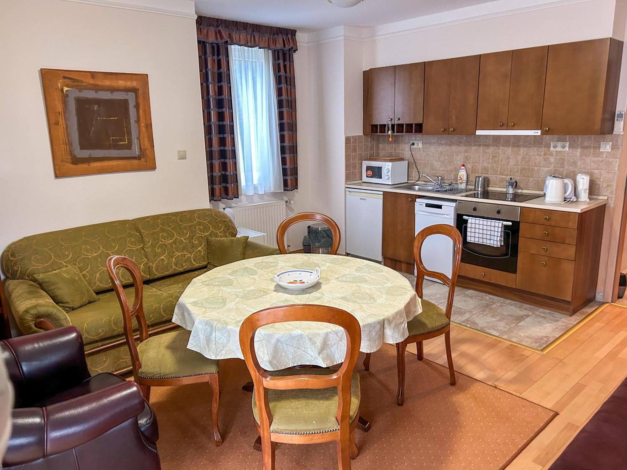Bernadett Villa Apartman 3 Бюк Экстерьер фото